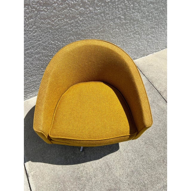 Mid 20th Century MidCentury Modern Barrel/Swivel Lounge Chair in Dijon