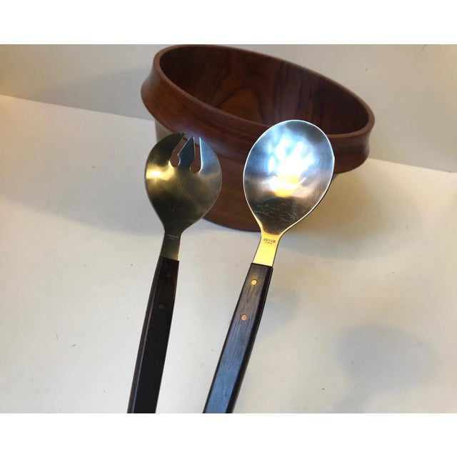Danish Teak Rosewood Salad Bowl and Serving Spoon and Fork from Wiggers, 1960s, Set of 3 For Sale - Image 6 of 9