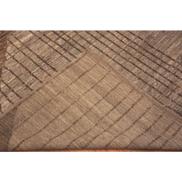 Modern Nazmiyal Collection Modern Area Rug For Sale - Image 3 of 6