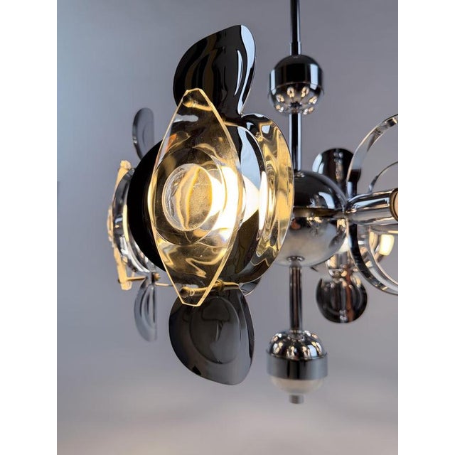 Space Age Chrome Chandelier in Crystal Glass Optic Lens by Oscar Torlasco, 1970s For Sale - Image 13 of 18