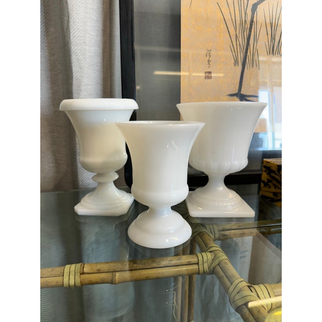American Milk Glass Coupes, S/3 For Sale - Image 3 of 4