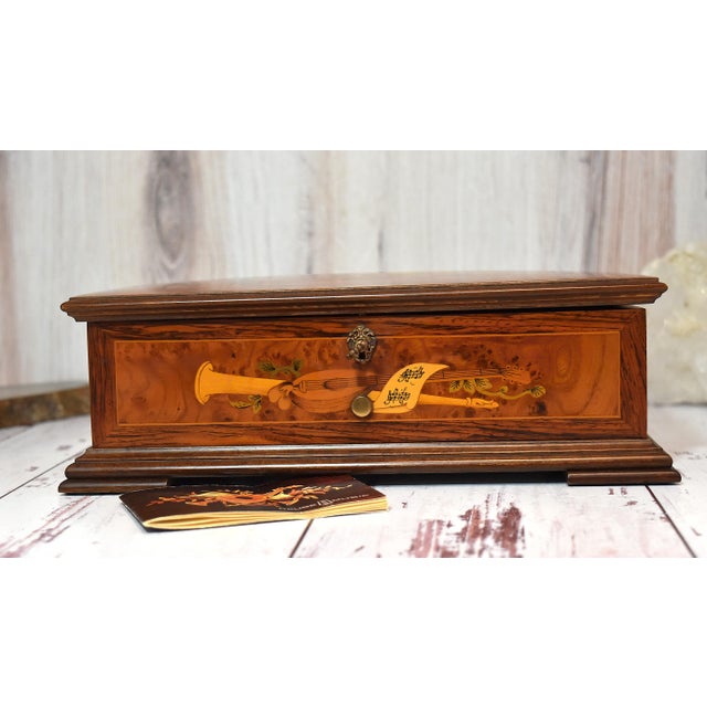 Mid 20th Century Swiss Reuge Music Box 3 Songs Inlaid Box With Key For Sale - Image 4 of 17