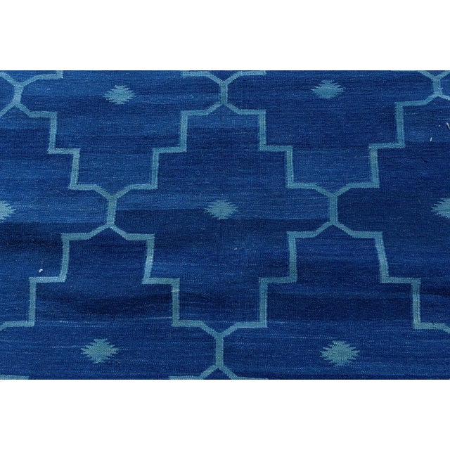 Contemporary Indian Dhurrie blue flat-weave rug by Doris Leslie Blau. Size: 13'10" × 19'9" (421 × 601 cm). For years...