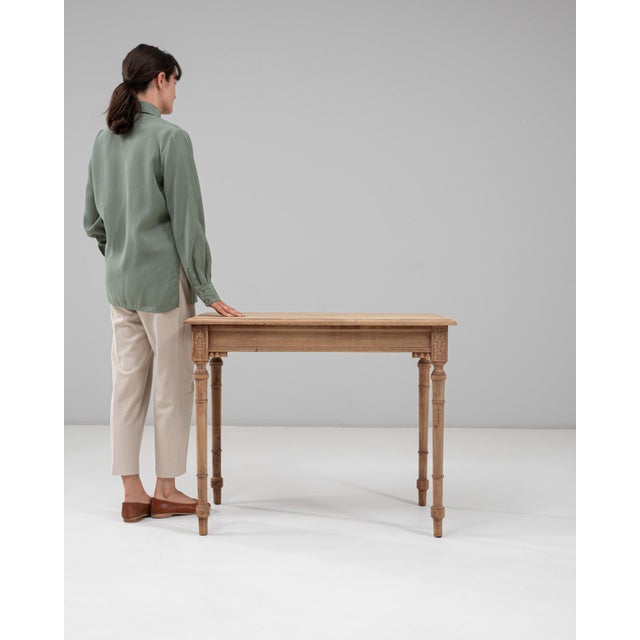 19th Century French Louis XVI Wooden Writing Table with Fluted Legs For Sale - Image 17 of 18