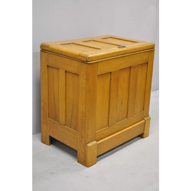 Antique Gibson Refrigerator Co. Small Oak Wood Victorian Icebox Ice Chest. Item features solid wood construction,...