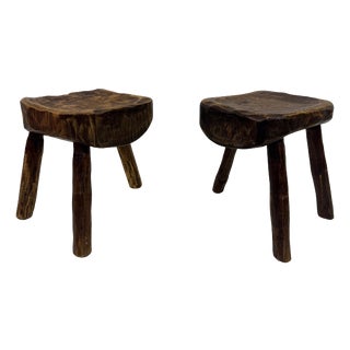 Rustic Brutalist Tripod Stools in Elm, 1960s, Set of 2 For Sale