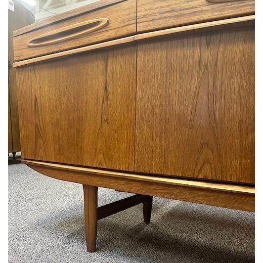 Mid Century Modern Bow Front Teak Credenza W/ Drop Front Mini-Bar c.1960 For Sale In San Francisco - Image 6 of 15