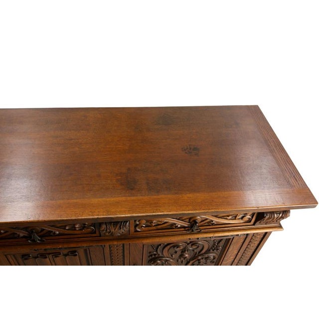 Neo-Renaissance Spanish Large Carved Oak Buffet, 1950 For Sale - Image 6 of 18