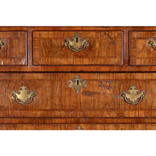 Early 18th Century Georgian Walnut Chest on Chest, English, Circa 1720 For Sale - Image 5 of 10