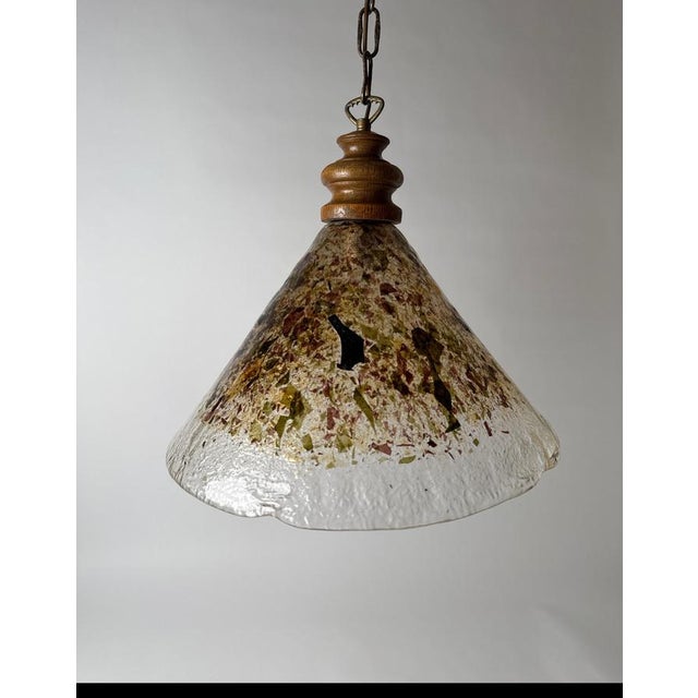 Solid, high-quality, heavy Murano glass with confetti in the shape of a cone will inspire you. A lot of emphasis was...