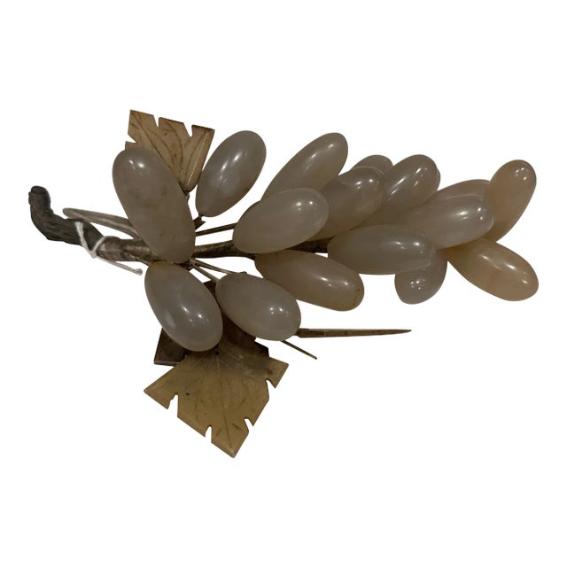 Late 20th Century Medium Cluster of Murano-Style Glass Grapes For Sale