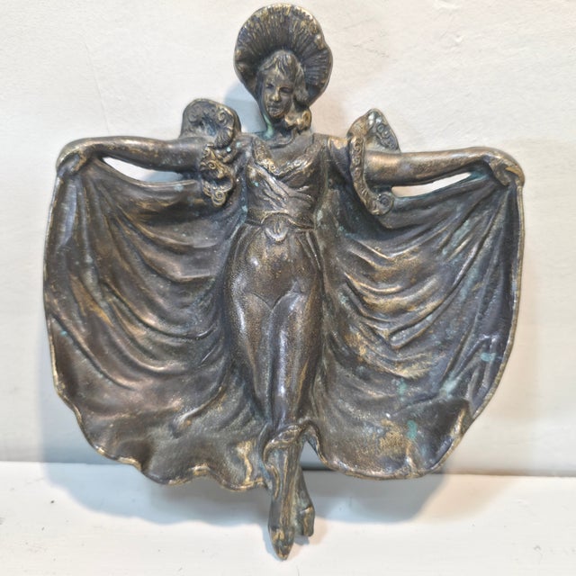 Bronze Early 20th Century Art Nouveau Style Bronze Figural Vide-Poche Trinket Dish For Sale - Image 8 of 10
