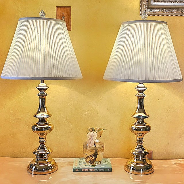 Pair of Tall Brass Table Lamps With Pleated "Classics by Diane" Shades – Hollywood Regency Style For Sale - Image 9 of 17