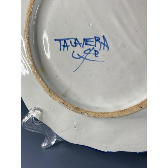 Ceramic Antique Hand-Painted Ceramic Plate with Floral Motifs from Talavera De La Reina For Sale - Image 7 of 8