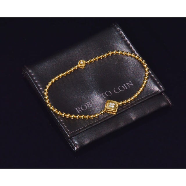 Early 21st Century Authentic Roberto Coin Palazzo Ducale Diamond Ruby Stretch Bracelet in 18k Yellow Gold For Sale - Image 5 of 10