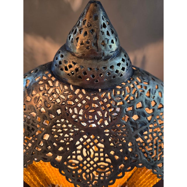 Metal Antique Moorish Moroccan Pierced Brass Table Lamp For Sale - Image 7 of 14