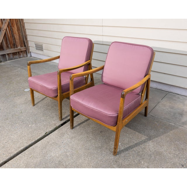A rare, early-production pair of Ole Wanscher Model FD-109 lounge chairs, designed in the 1950s for France & Daverkosen...