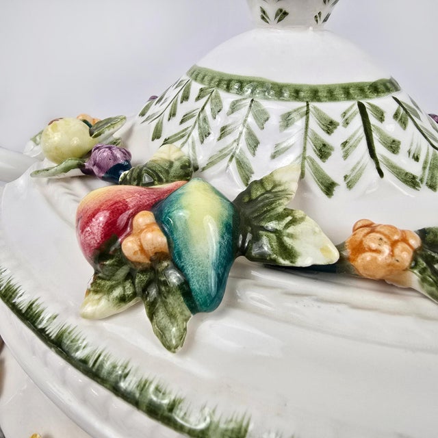 Vintage Italian Majolica Tureen With Underplate and Ladle - 3 Pieces For Sale In West Palm - Image 6 of 14