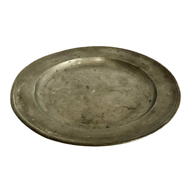 Set of Three Late 18th-Century European Pewter Dinner Plates For Sale - Image 13 of 16