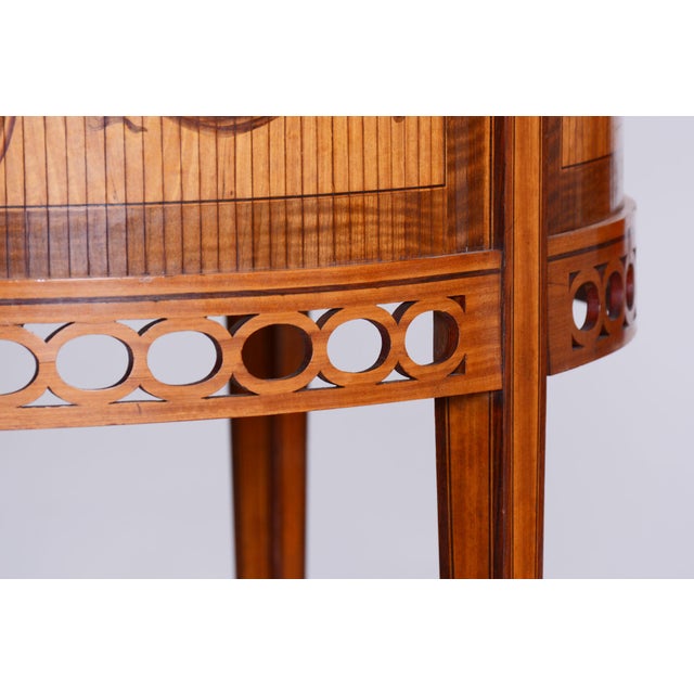 Brown Biedermeier Side Table in Walnut and Maple Marquetry, 1850s For Sale - Image 8 of 12