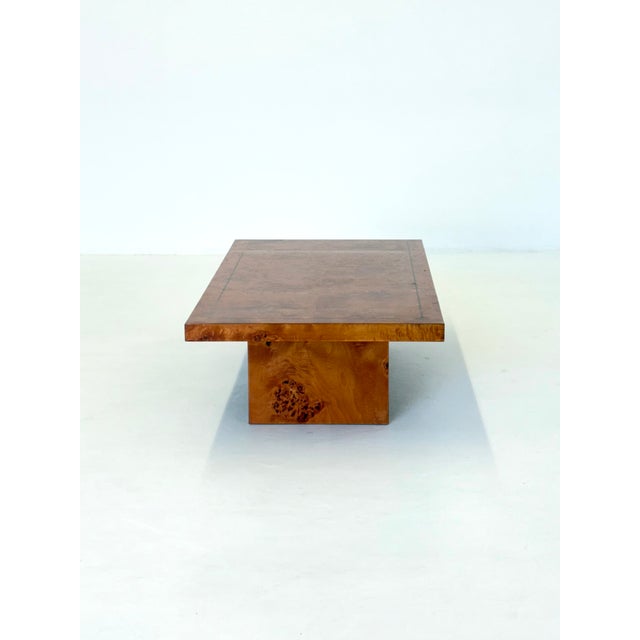 his vintage coffee table by Smania is an elegant example of Italian design, where luxurious materials and refined details...