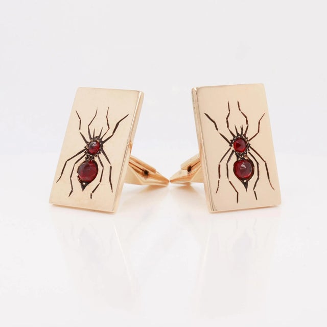Pair of Mid-Century Modern 14k Gold & Garnet Spider Cufflinks For Sale - Image 9 of 10