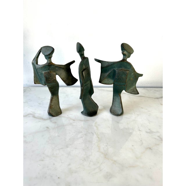 Mid-Century Modern 1950s Brutalist Bronze Finish Cast Iron Figures of Japanese Geishas Statuettes - Set of 3 For Sale - Image 3 of 10