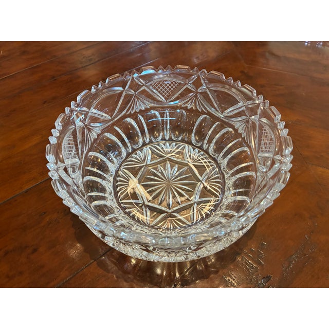 American Mid 20th Century Lead Crystal Bowl With Matching Round Tray Underneath For Sale - Image 3 of 3