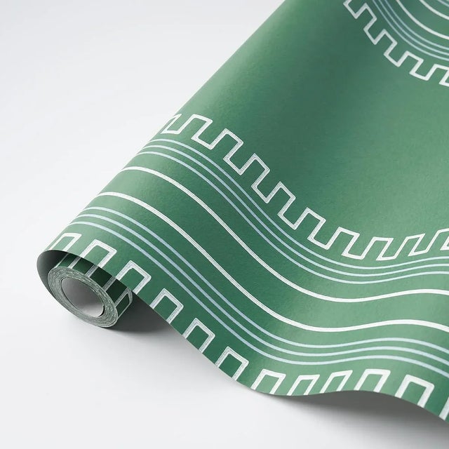 Schumacher Sample - Schumacher X Mary McDonald Greco Stripe Wallpaper in Green For Sale - Image 4 of 5