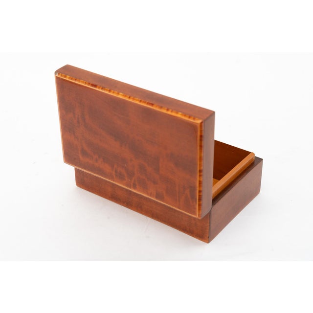 Art Deco Nut Veneer Jewelry Box with Edge Inlay, Vienna, Austria, 1920s For Sale - Image 10 of 15