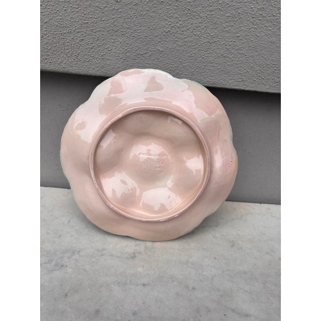 De Sarreguemines Majolica Oyster Plate Sarreguemines, Circa 1870 For Sale - Image 4 of 4