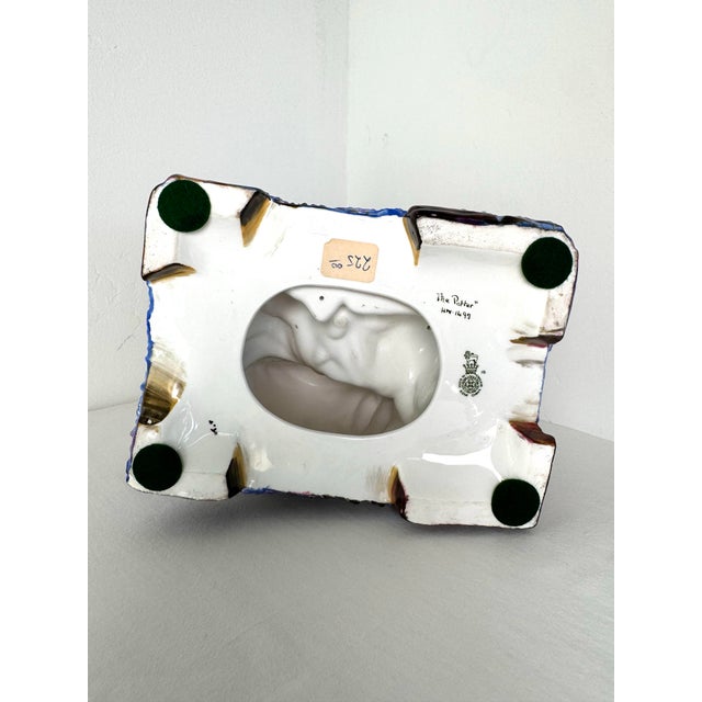 Antique Royal Doulton Figurine ~ “The Potter” ~ Hn 1493 For Sale - Image 9 of 12