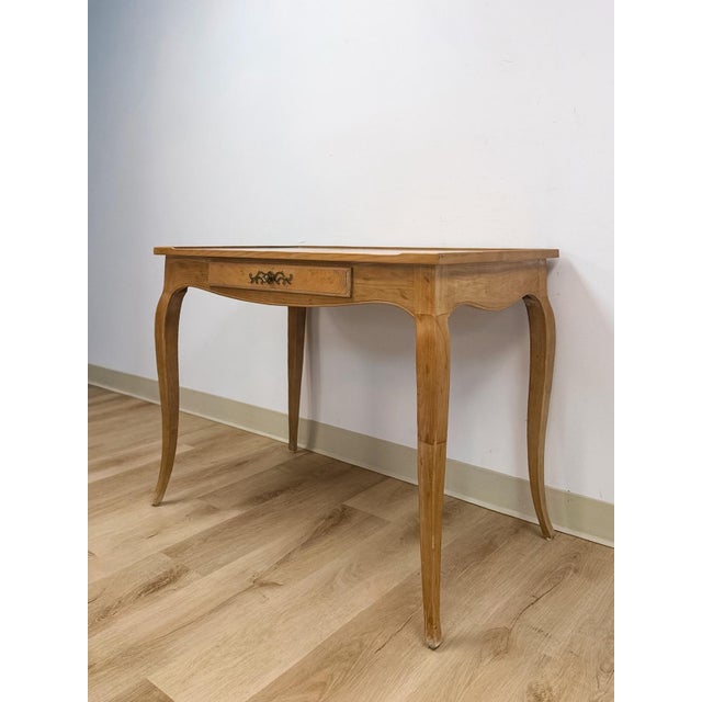 Vintage Desk Henredon Louis XV Style French Provincial Cabriole Leg Writing Wooden For Sale - Image 12 of 15