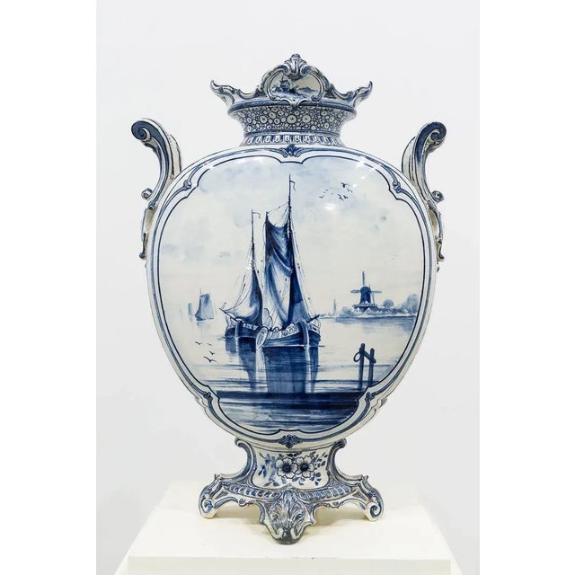 18th Century Dutch Delft Blue Vase For Sale - Image 4 of 12