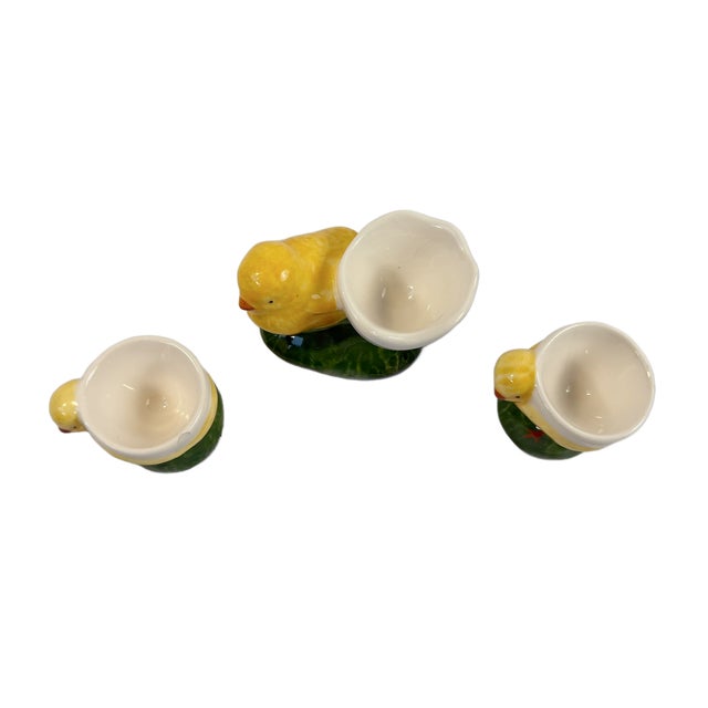 Traditional Vintage Bordallo Pinheiro Portuguese Ceramic Chick Egg Cup Set – Set of 3 For Sale - Image 3 of 5