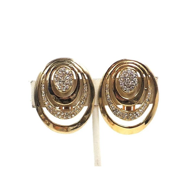 1984 Vintage Mimi di N Oval Rhinestone Clip Earrings- 2 Pieces For Sale - Image 9 of 9