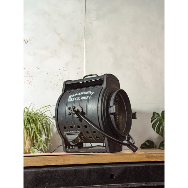 Large Hollywood Film Spotlight from Bardwell & McAlister, 1940s For Sale - Image 17 of 18