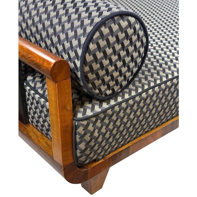 Art Deco Walnut Daybed from Bohemia, 1930s For Sale - Image 6 of 9