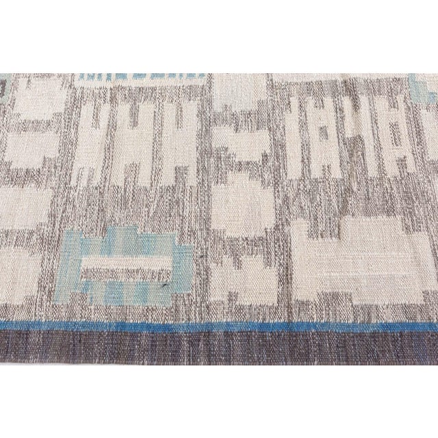 Scandinavian Flatweave Geometric Light Gray Wool Rug by Doris Leslie Blau For Sale - Image 4 of 8