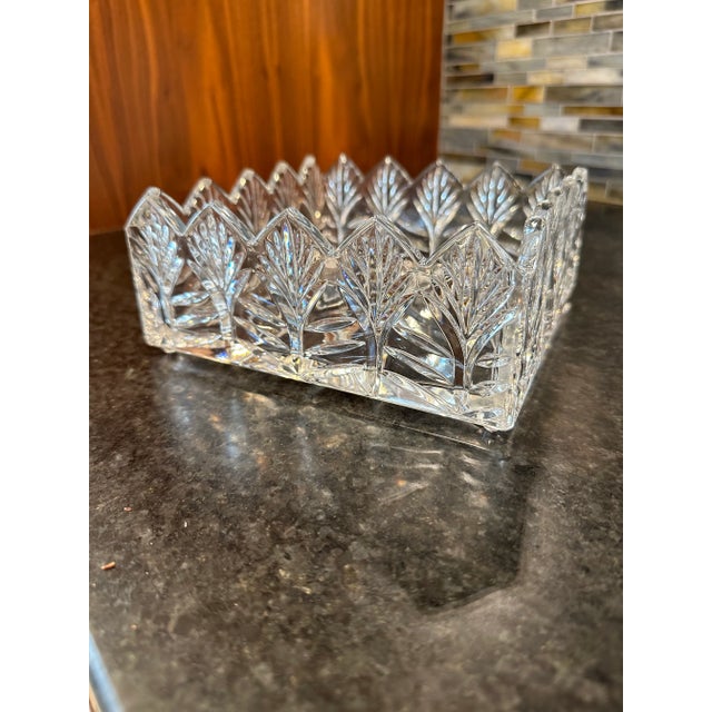 Elegant vintage crystal glass napkin holder. By 5th Avenue in Portico pattern with lovely rim design and vertical cutting...