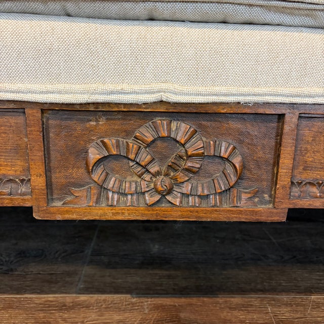 Antique French Louis XVI Carved Walnut Expandable Daybed and Settee For Sale In Portland, ME - Image 6 of 13