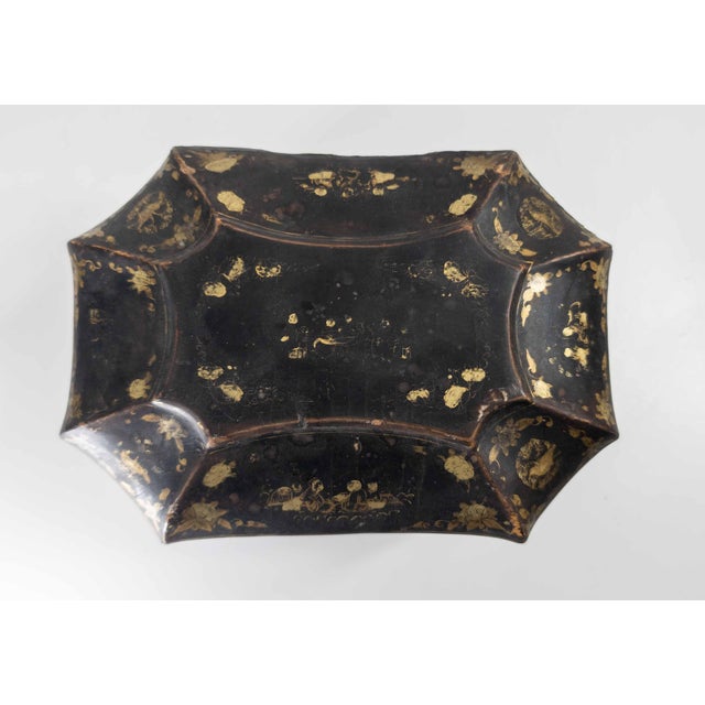 19th Century Chinese Export Black Lacquer Tea Caddy With Gilt Decoration For Sale - Image 9 of 13