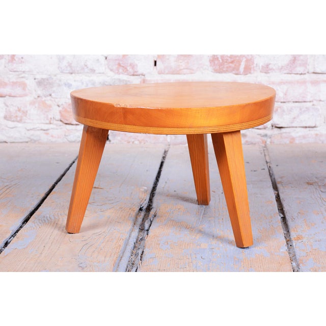 Mid-Century Modern Mid-Century Small Tables in Larch Wood, Czech. 1950s, Set of 2 For Sale - Image 3 of 9