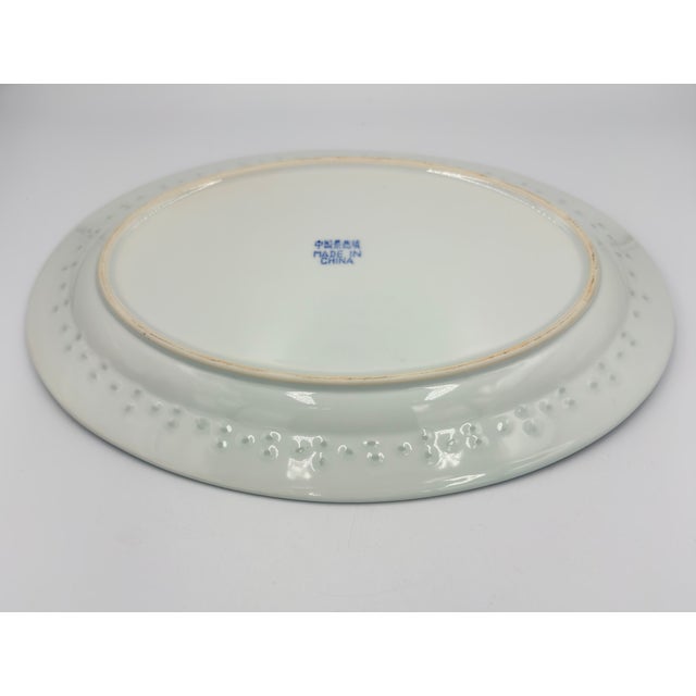 Chinese 1970s Tienshan Blue & White Porcelain Rice Grain Oval Serving Platter For Sale - Image 3 of 7