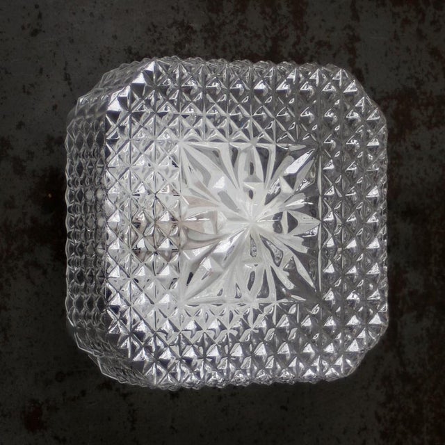 Mid-Century Modern Square Clear Glass Wall Lamp For Sale - Image 6 of 12