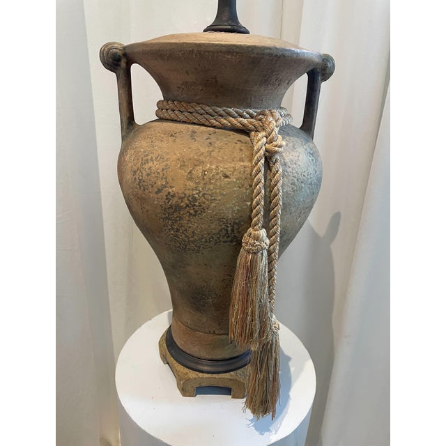 Antique Pair of Porcelain Chinoiserie Beige Ginger Jar Table Lamps For Sale - Image 4 of 7