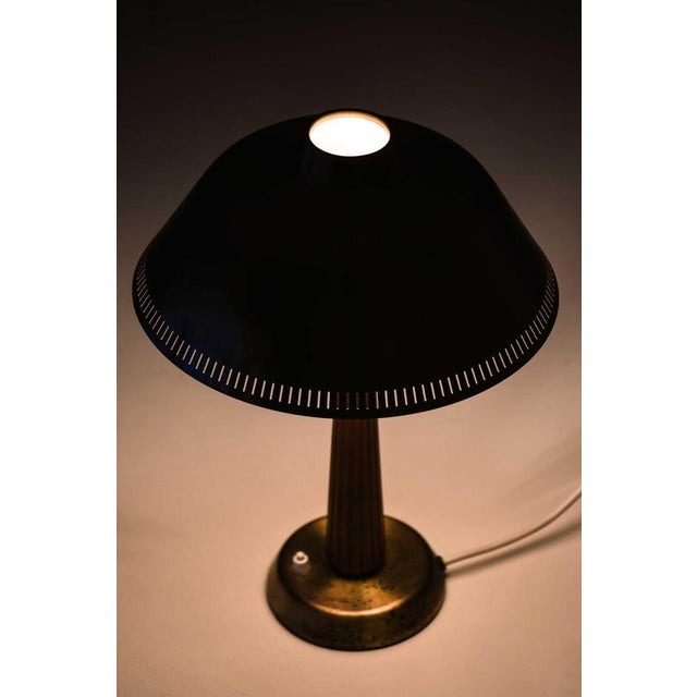 Scandinavian Modern Table Lamp in Brass and Mahogany attributed to Hans Bergström, 1950s For Sale - Image 6 of 7