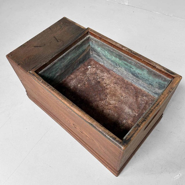Contemporary Traditional Nagahibachi Storage, 1890s For Sale - Image 3 of 15