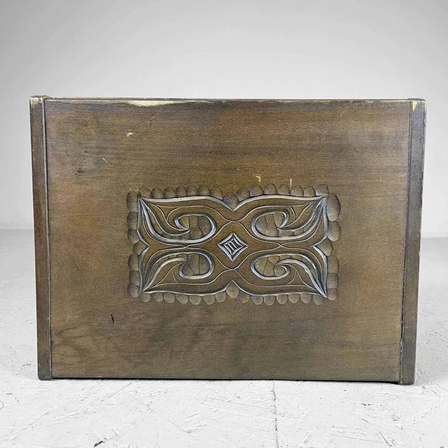 Vintage Shōwa Nikko-Bori Haribako Tansu, Japan, 1960s For Sale - Image 3 of 10