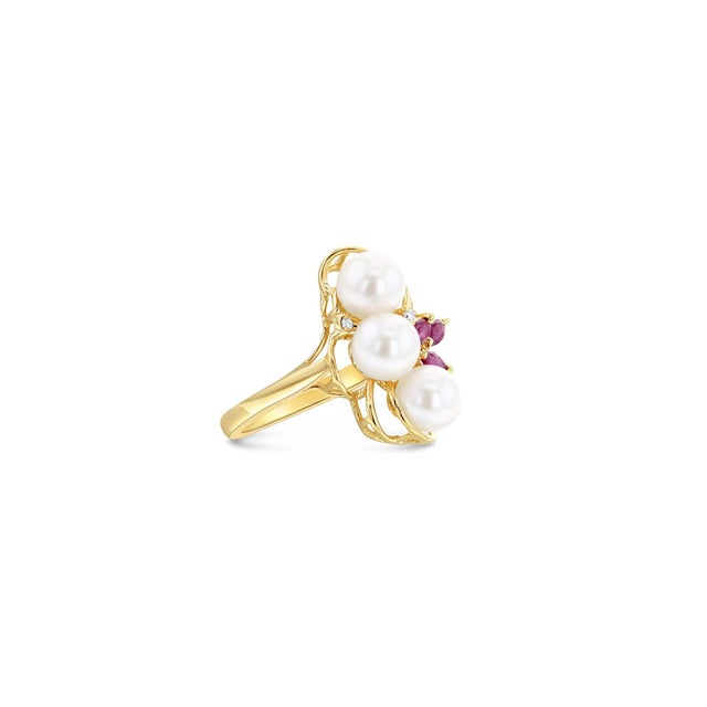 Contemporary Freshwater Pearl, Ruby & Diamond Cluster Cocktail Ring 14k Yellow Gold, Size 7.5 For Sale - Image 3 of 5